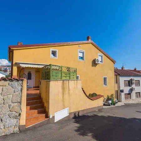 Two-bedroom 1 Apartment Crikvenica