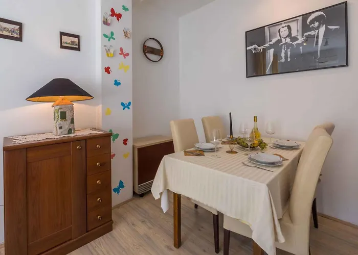 Two-bedroom 1 * Crikvenica